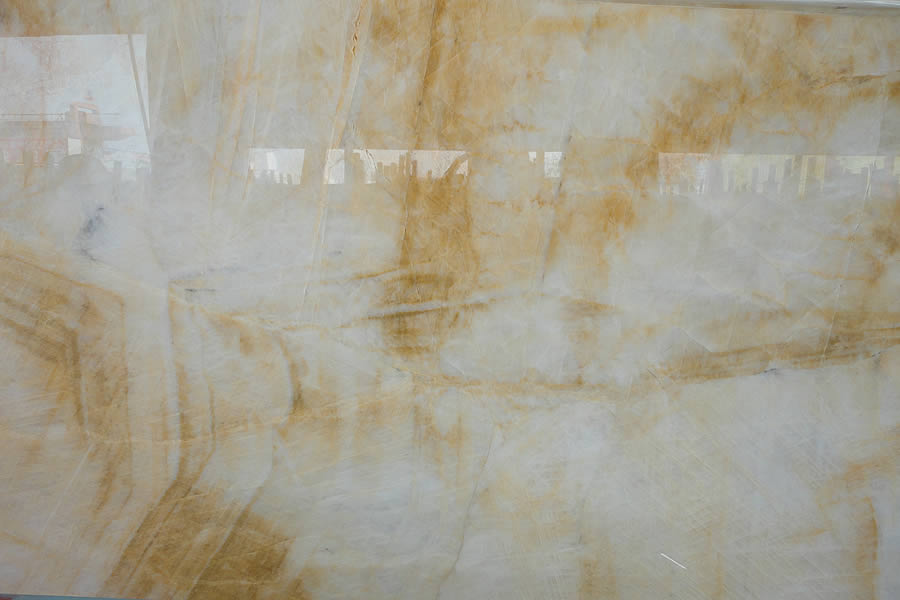 Royal Gold Onyx