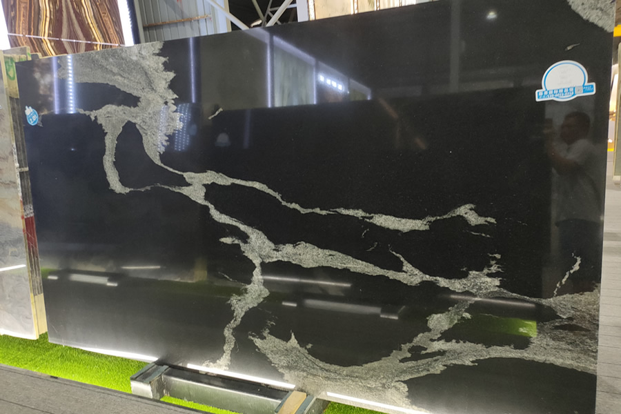 Black Horse