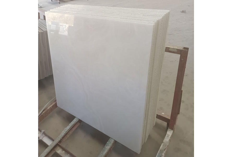 Onyx Composite Tile