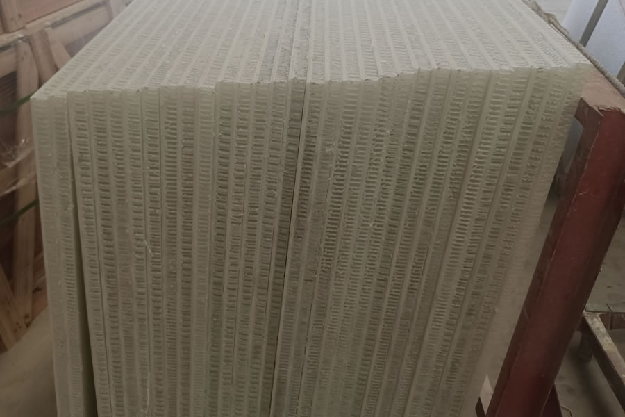 Onyx Composite Tile