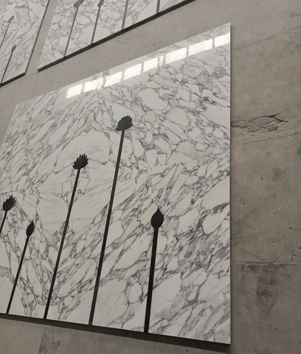 Aluminum honeycomb composite medallion