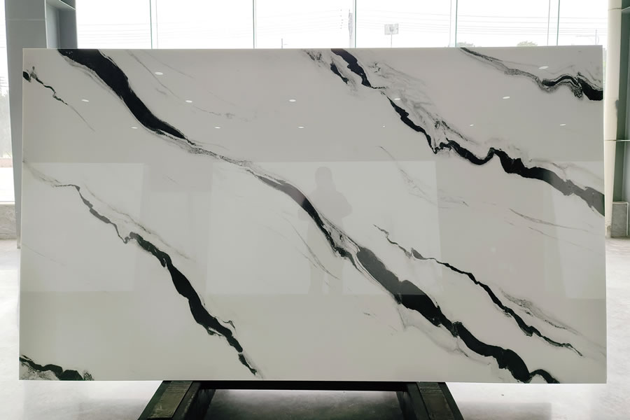 Panda White