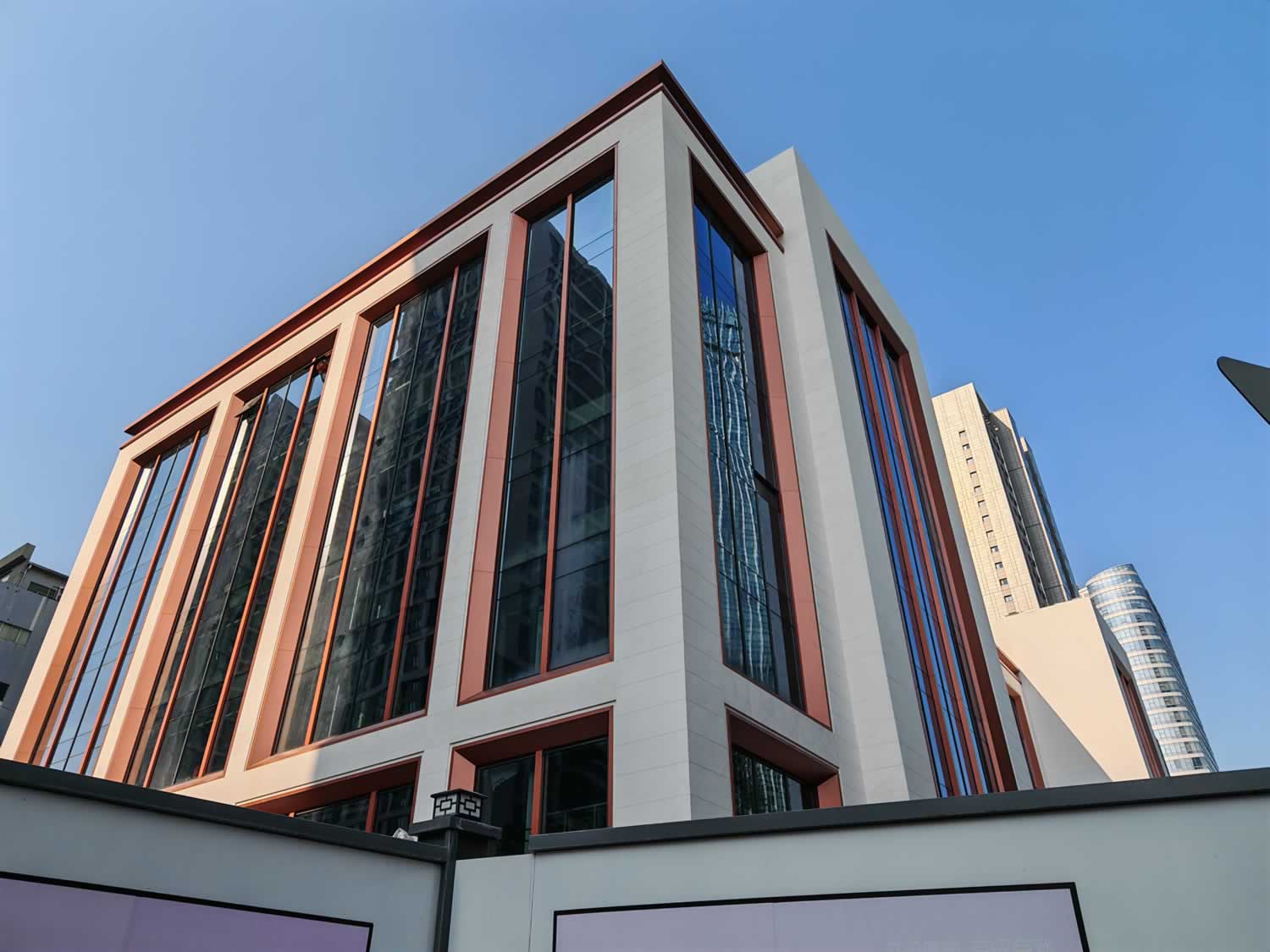 2024 Yongfu Building Nanshan District Shenzhen